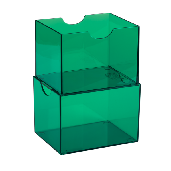 Dragon Shield: Clear Green - Strongbox Deckbox voor 100+ Kaarten - in gebruik aan de speeltafel