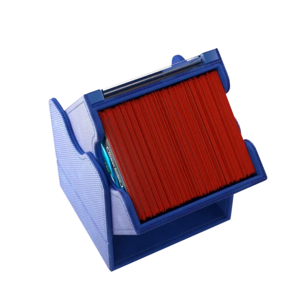 Gamegenic: Squire Plus 100+ XL Deck Box - Blauw - in gebruik