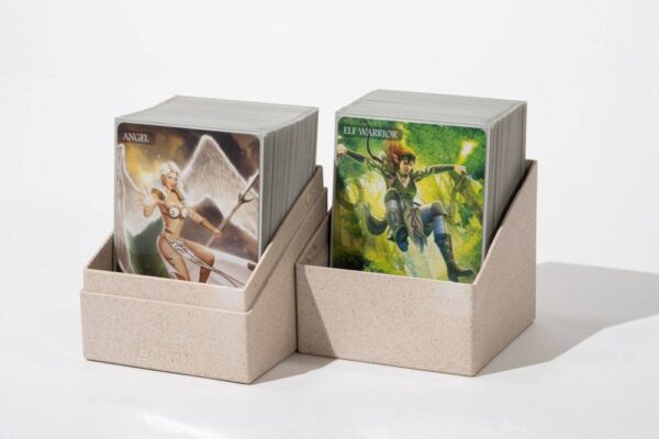 Ultimate Guard: Return to Earth Boulder 100+ - Natural - detail van de sluiting