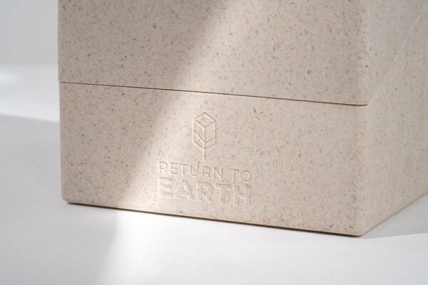 Ultimate Guard: Return to Earth Boulder 100+ - Natural - sfeerbeeld