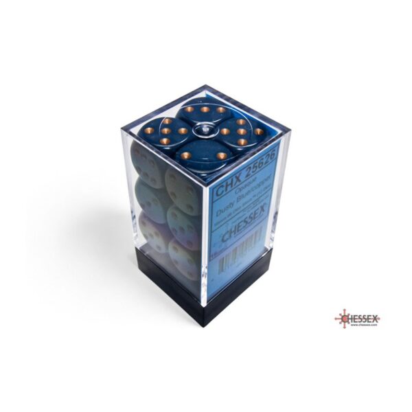 Chessex: Opaque Dusty Blue/Copper 16mm d6 Dice Block - 12 dobbelstenen (CHX25626) - detailopname van de dobbelstenen