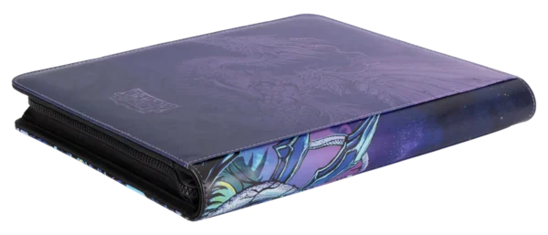 Dragon Shield: The Justhera - Art Zipster 360 - zijaanzicht achteraan