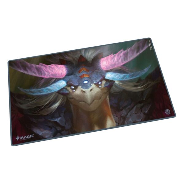 Ultimate Guard: Play-Mat - Magic: The Gathering "Tarkir: Dragonstorm" - Shiko, Paragon of the Way (61 x 35 cm) - verpakking vooraan