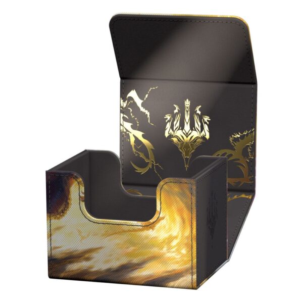 Ultimate Guard: Sidewinder 100+ Xenoskin - Magic: The Gathering "Tarkir: Dragonstorm" Ghostfire - Stormscale Scion - in gebruik