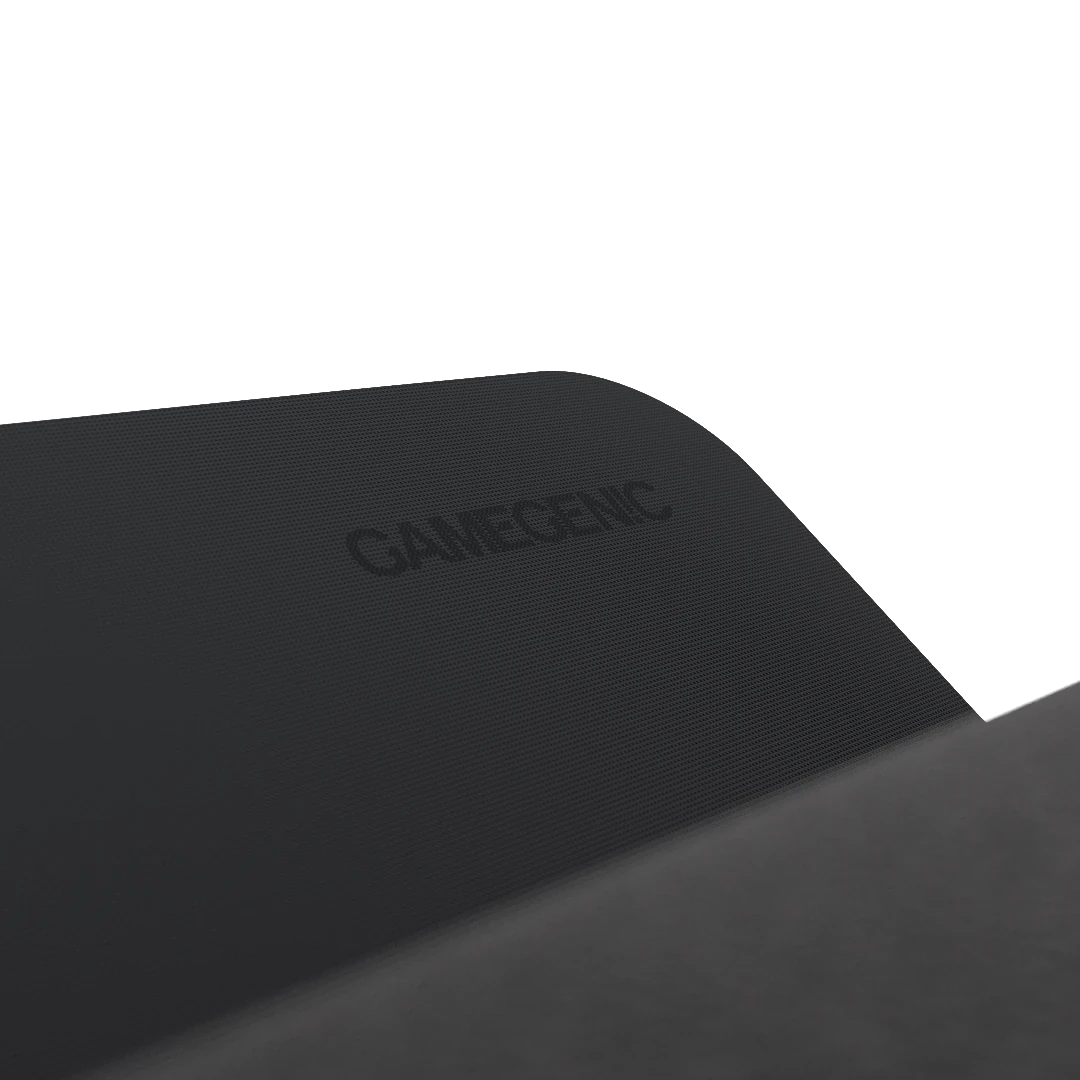 Gamegenic: Prime Playmat 2 mm - Black - 61 x 35 cm - in gebruik