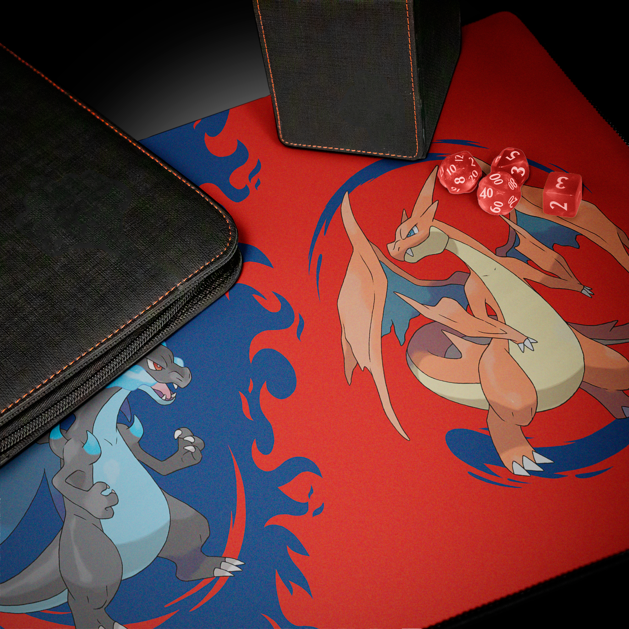 Ultra Pro: Mega Charizard X & Mega Charizard Y - Mega Charizard X en Mega Charizard Y - Playmat 61 x 35 cm - in gebruik