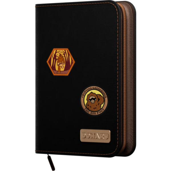 Gatherers' Tavern: DOMARU 4-Pocket Patch Binder - Cryptids Collection: Dusky Ochre - met patches