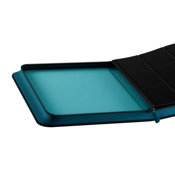 Gatherers' Tavern: DOMARU 9-Pocket Patch Binder - Cryptids Collection: Turquoise Loch - binnenzijde